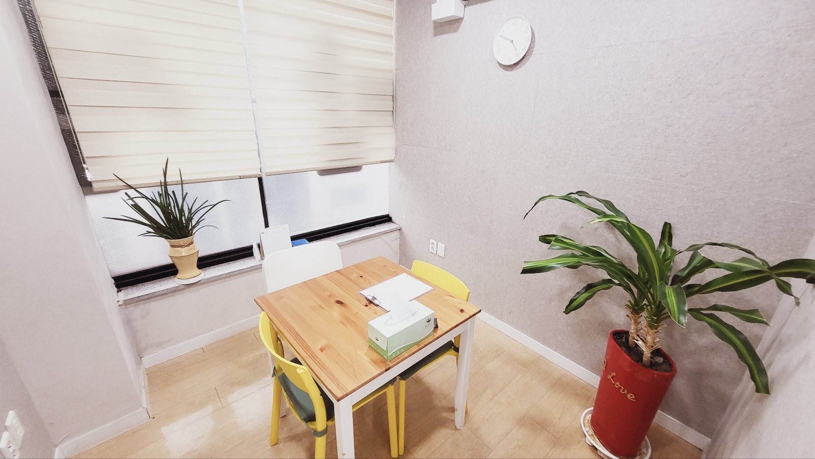 2000769928_BRY23MhN_2963c44c3d75ea4058b0d7c48c65b9cfdca4ffa3.jpg 이미지크게보기