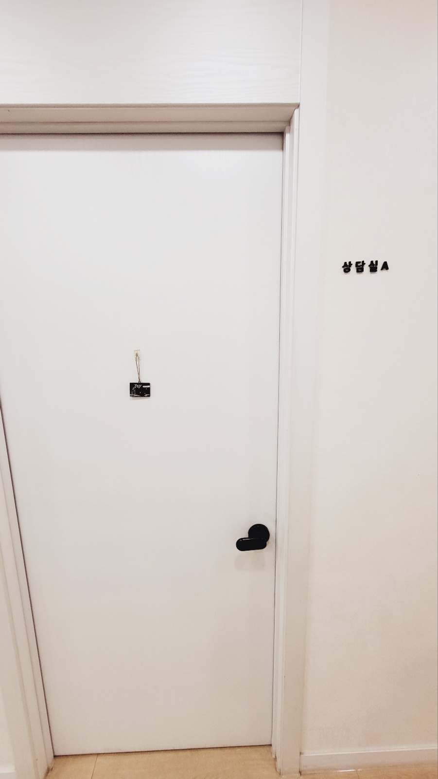 2000769928_UwpqdygW_bc559a56d85dc83d5e360ce3e3187bca9f91af1e.jpg 이미지크게보기