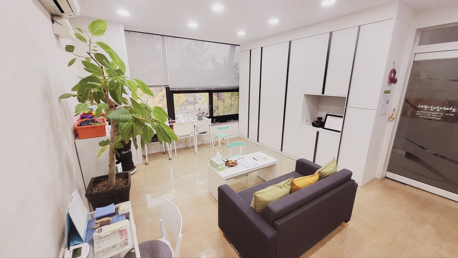 2000769928_m0DK9ZpB_c748d1f84aff8da2fc8f573f8a1349c87946e55a.jpg 이미지크게보기